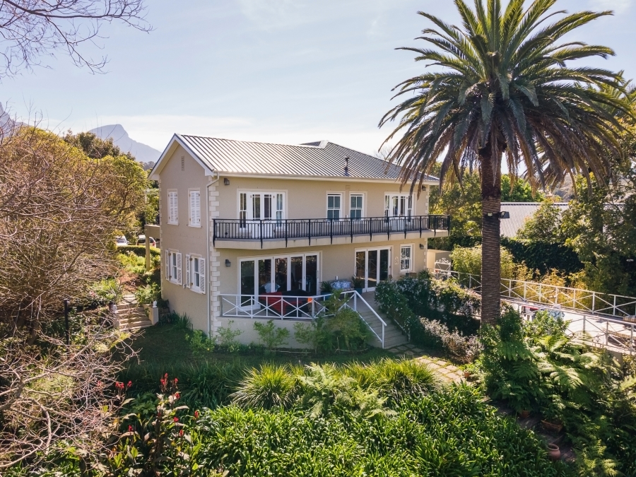 6 Bedroom Property for Sale in Constantia Western Cape